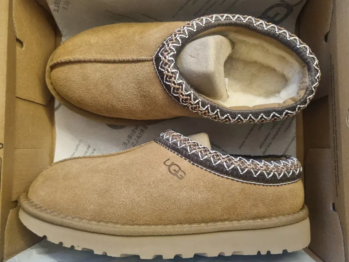 새상품 어그 타스만 UGG Tasman